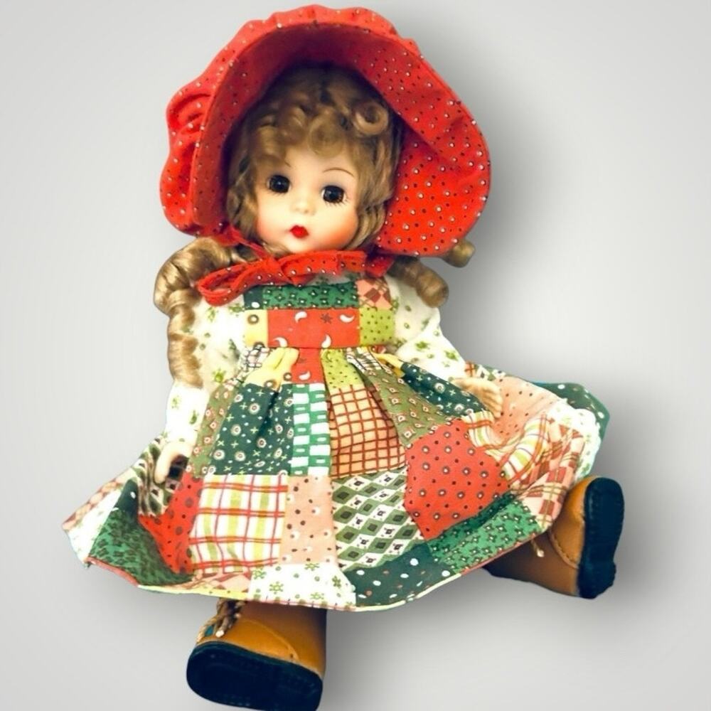 Madame Alexander Holly Hobbie Doll 8” Collectible Christmas Arms & Leg Move